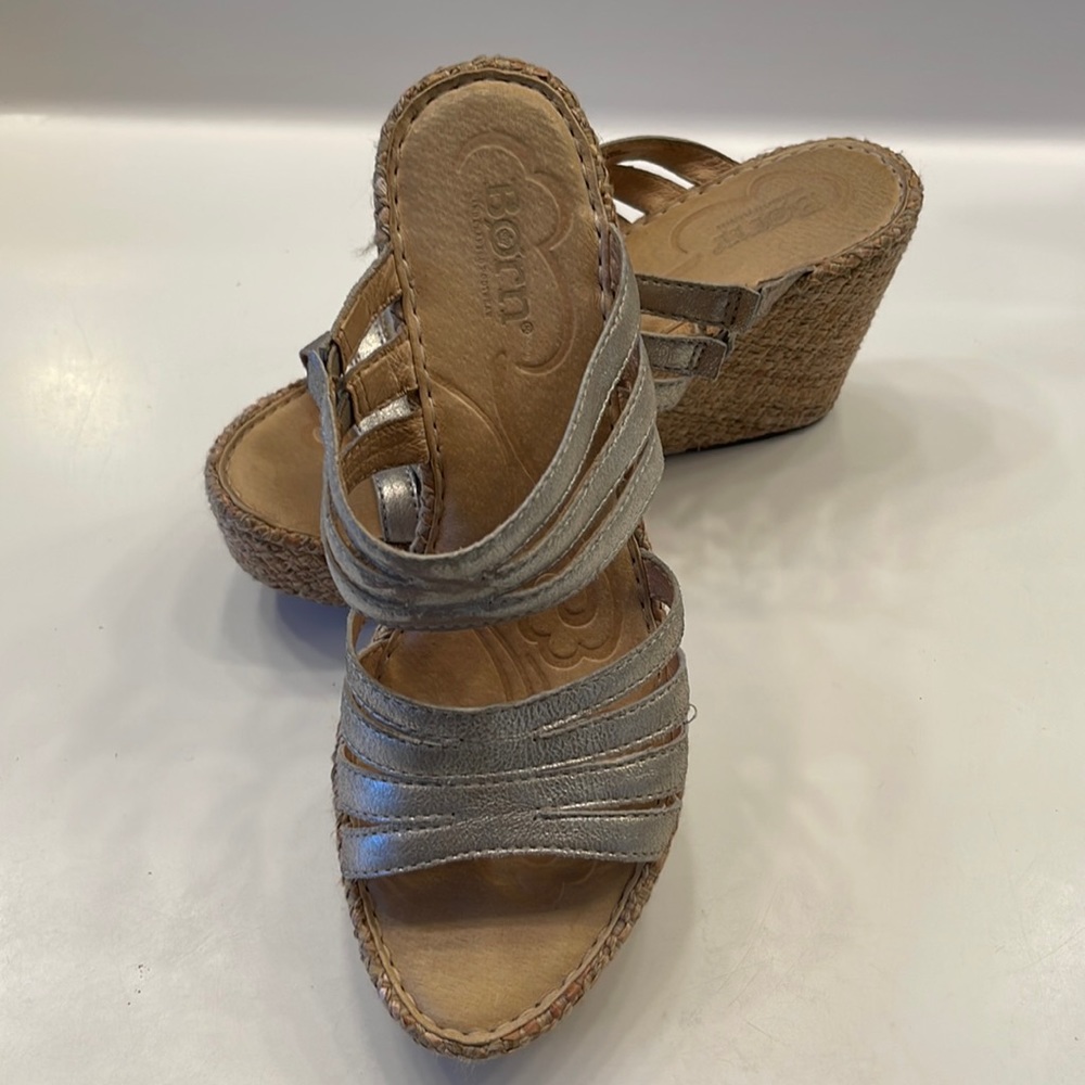 Born shoes size 8M